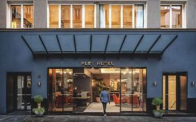 Pley Hotel